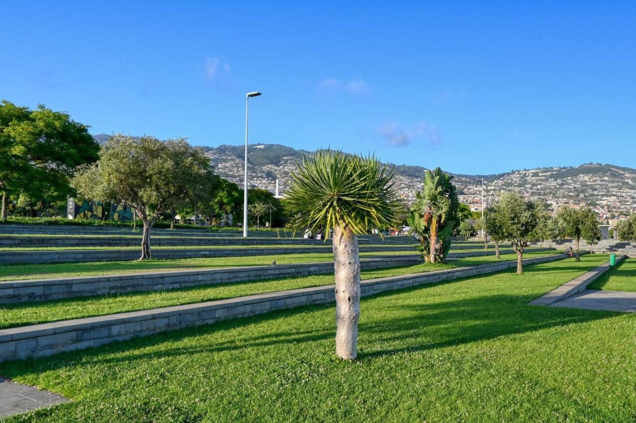 Colombo Square, A Home In Madeira فونشال المظهر الخارجي الصورة
